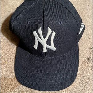 NY Yankees “Jeter 2” hat